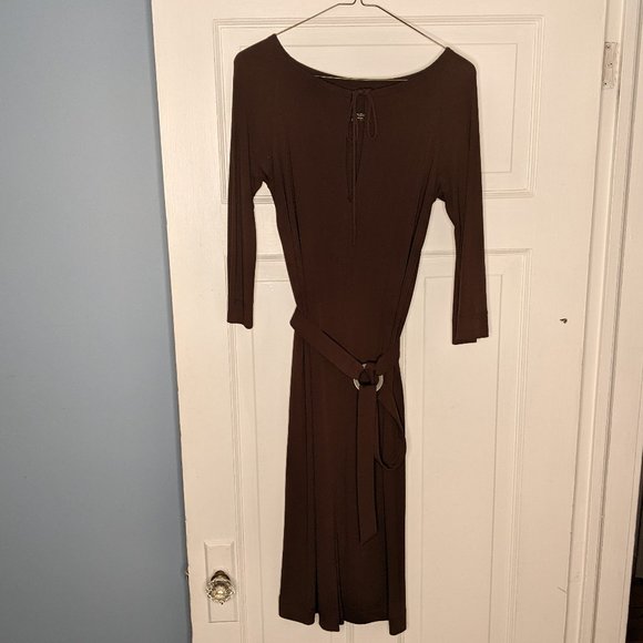 Lida Baday Brown Dress - Simple Elegance for Every Day - Picture 1 of 3